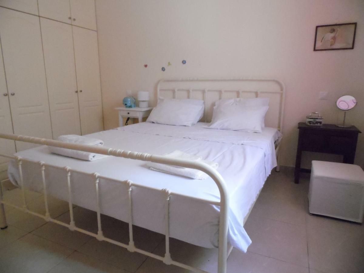 Theni Olive Grove Villa Kato Yerakarion Ngoại thất bức ảnh