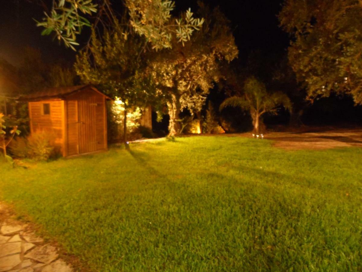 Theni Olive Grove Villa Kato Yerakarion Ngoại thất bức ảnh