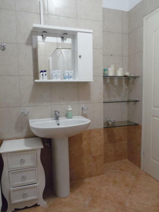 Theni Olive Grove Villa Kato Yerakarion Ngoại thất bức ảnh